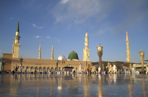 En Arabia: queremos turistas pero no esos turistas...
